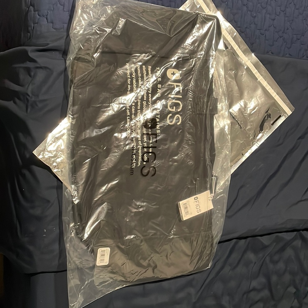 NWT-FIGS TOTE BAG